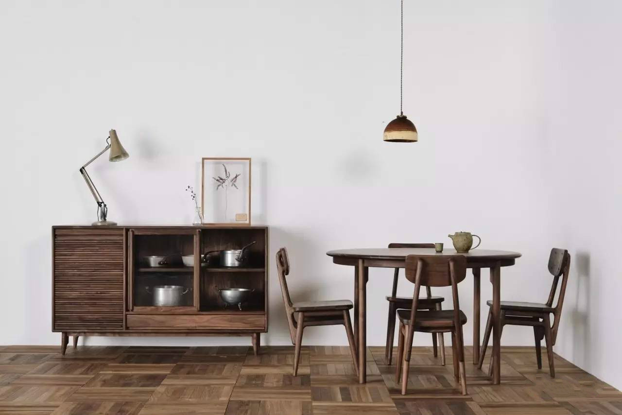 簡(jiǎn)潔大氣的中式家具，傳統(tǒng)之美！