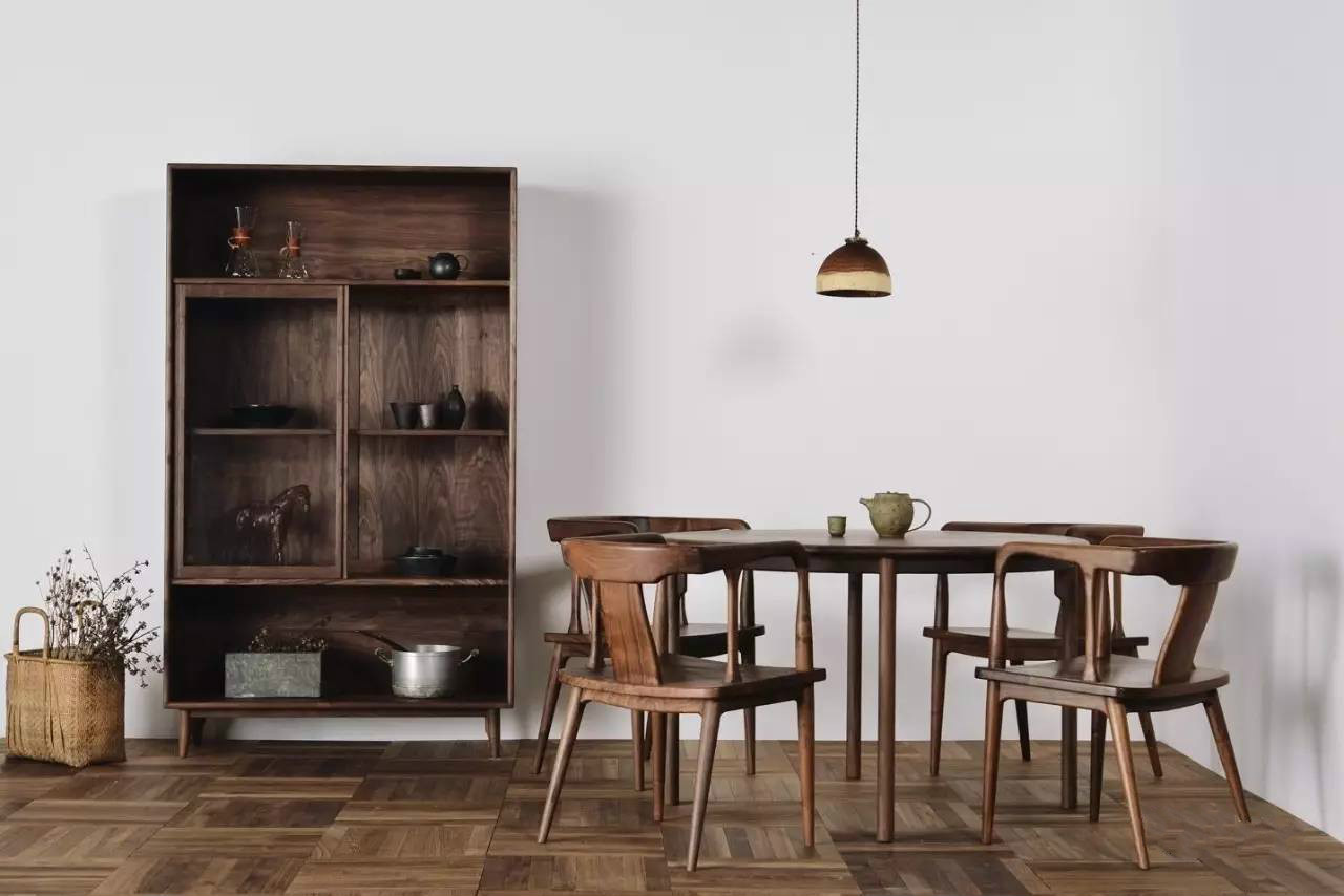 簡潔大氣的中式家具，傳統(tǒng)之美！