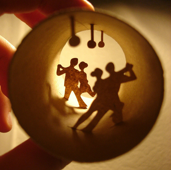 剪紙藝術(shù)，紙杯里的時(shí)光