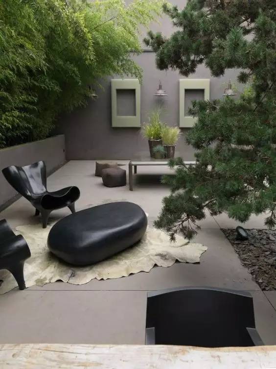 水泥墻樸素寂靜的美，庭院設(shè)計(jì)