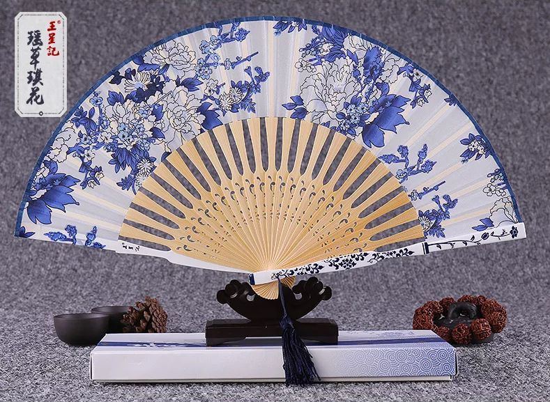 家佳樂(lè)文學(xué)青花瓷古典真絲折扇