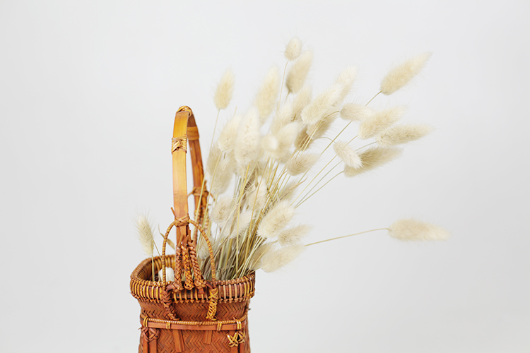 民藝文藝風(fēng)范的手工竹編長(zhǎng)口提籃