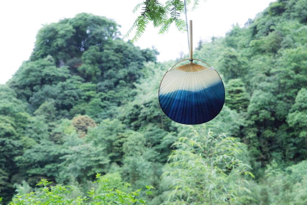 藍(lán)染家佳樂(lè)文學(xué)團(tuán)扇，古風(fēng)古典中式手工扇子