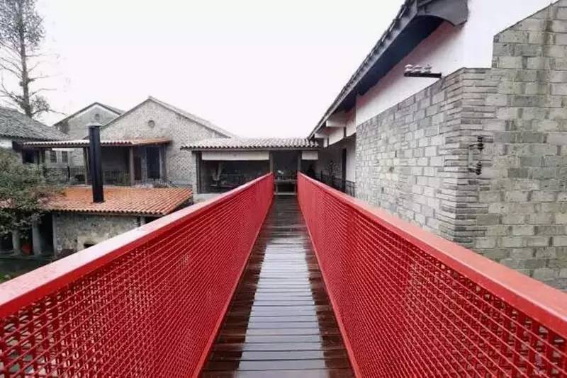 隱居畫鄉(xiāng)，與甌江畫中仙境遙相呼應(yīng)