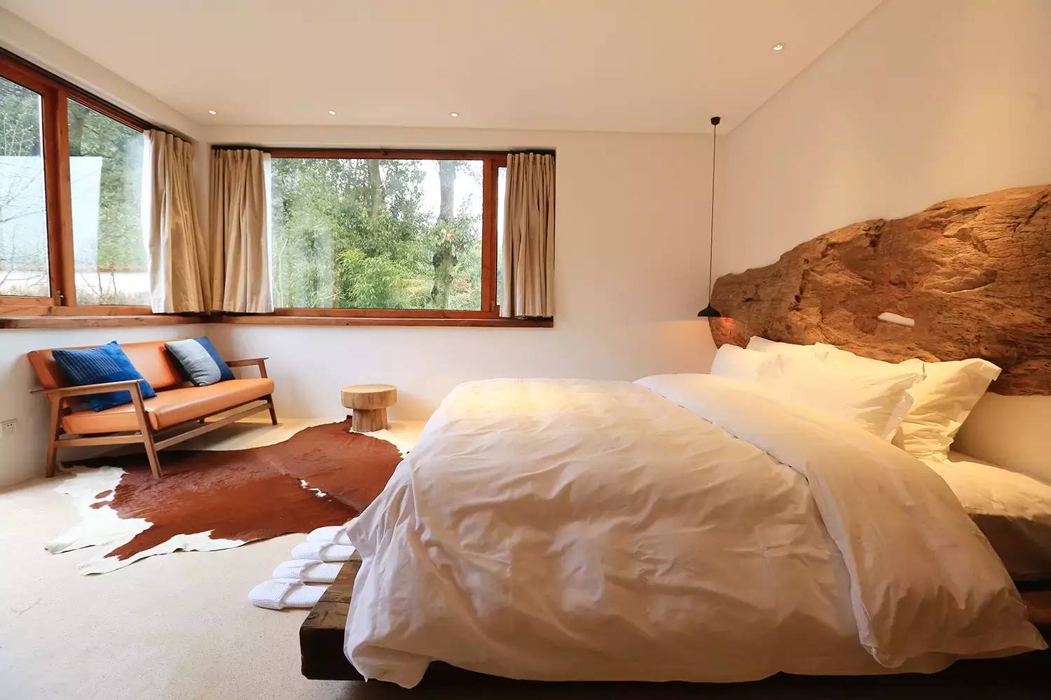 靜廬瀾柵，隱世小墅里一場(chǎng)泳池家庭趴