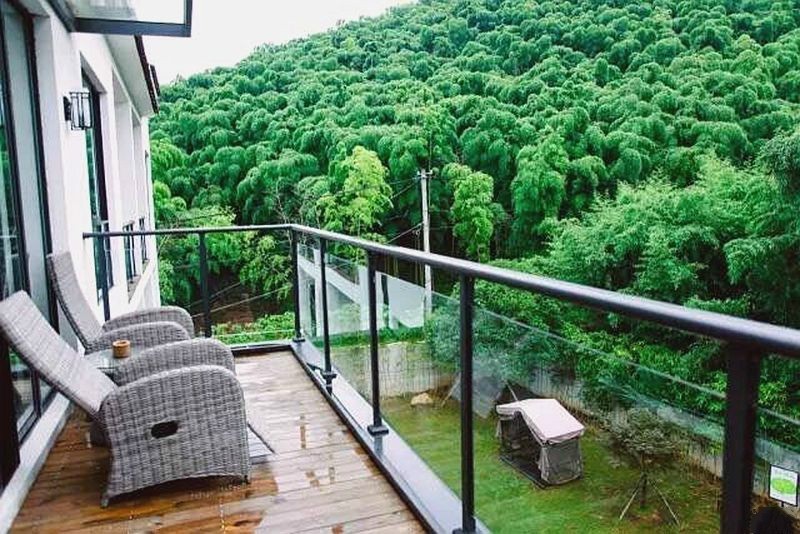 柒竹民宿，竹海里的蔚藍(lán)水