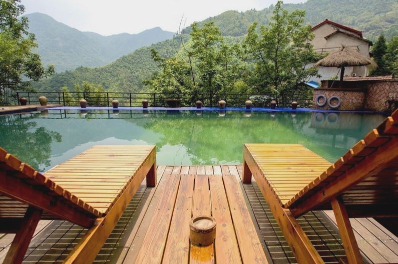 安吉老樹(shù)林，600米海拔上的火山泉水池