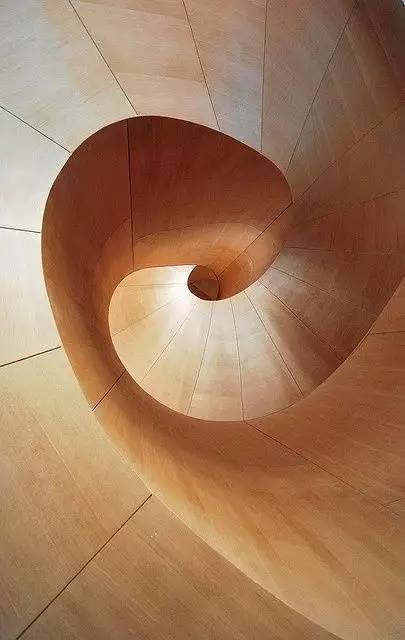 中式裝修設(shè)計(jì)，瘋狂的木頭