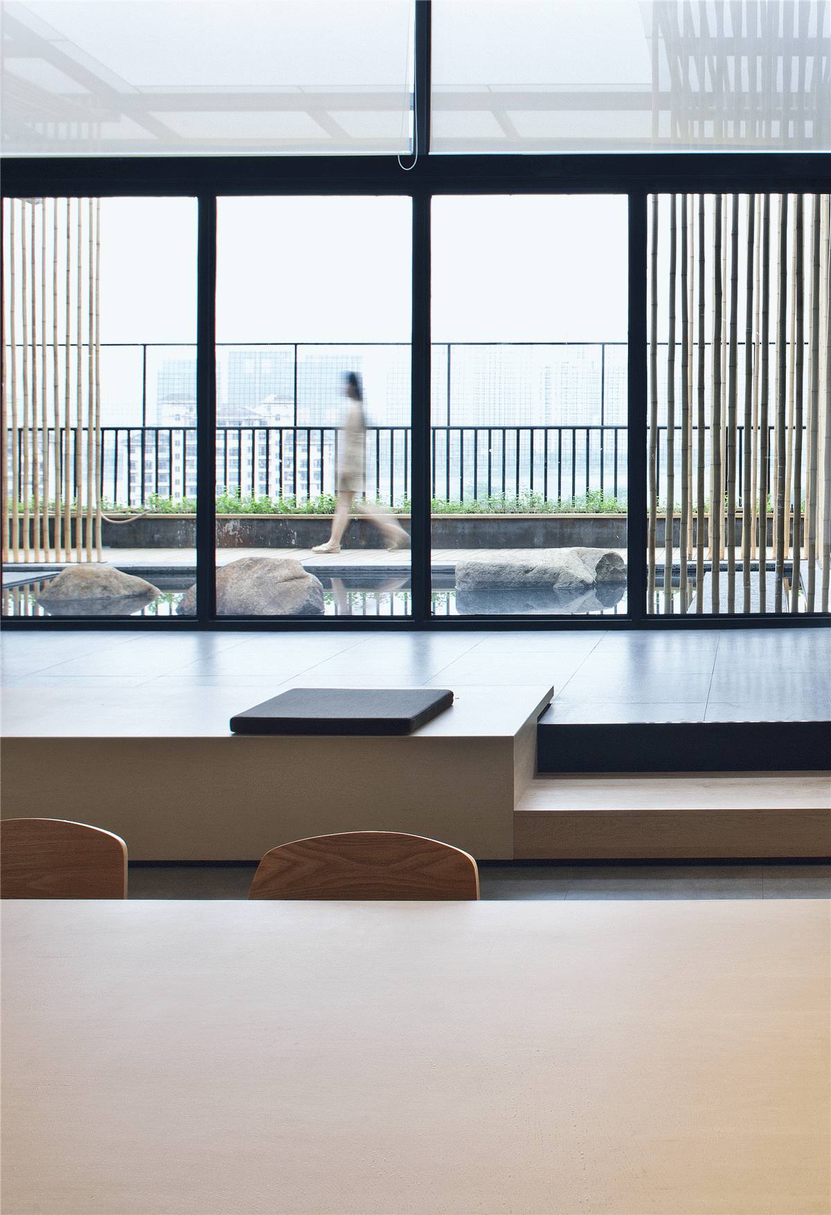 隱于繁華都市間，云初空間新中式裝修設計