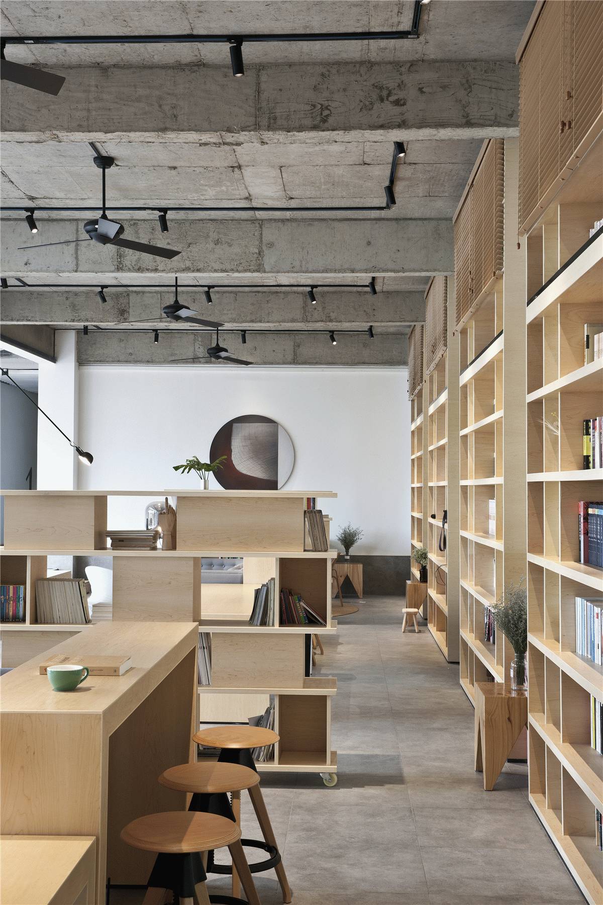 隱于繁華都市間，云初空間新中式裝修設(shè)計(jì)