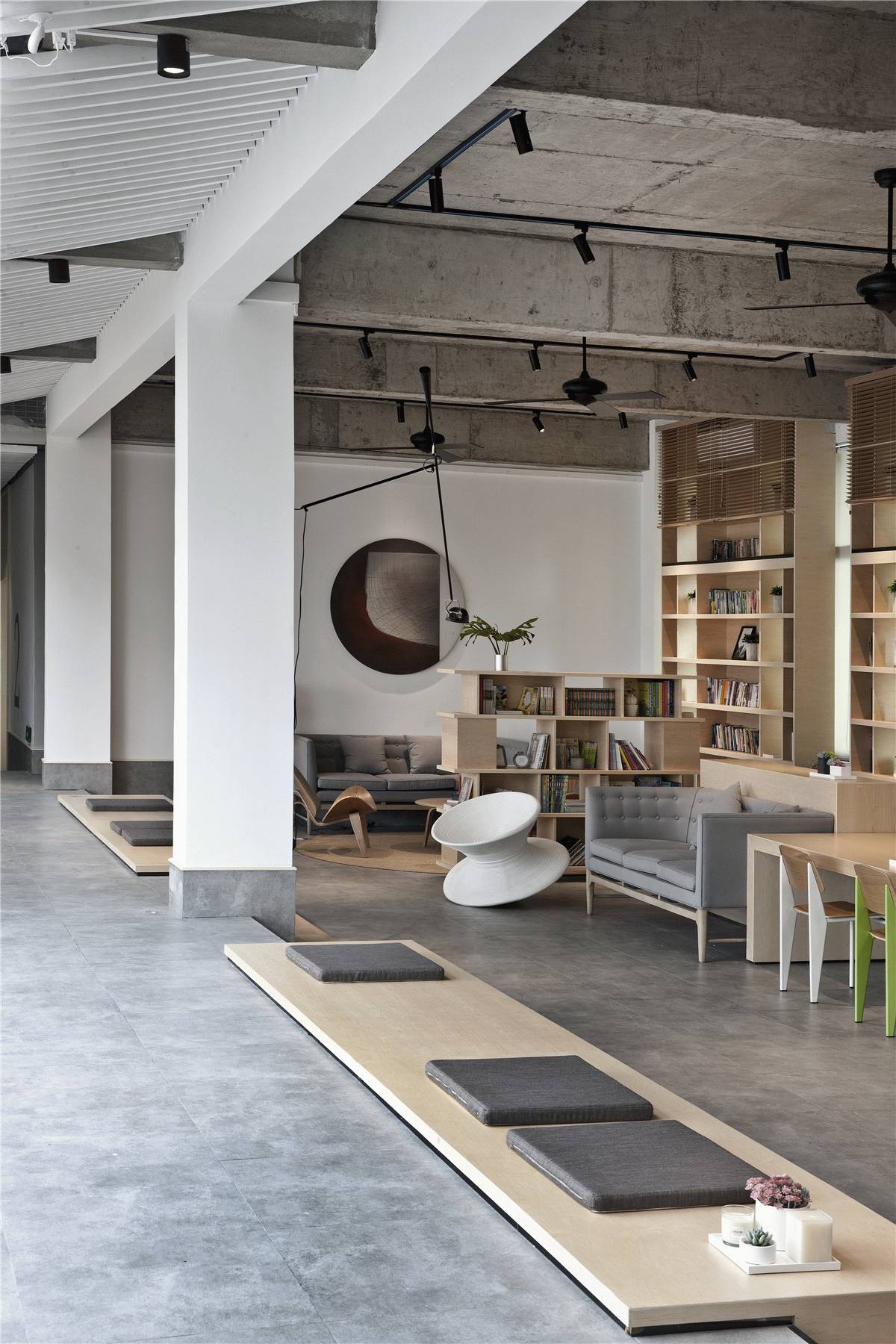 隱于繁華都市間，云初空間新中式裝修設計