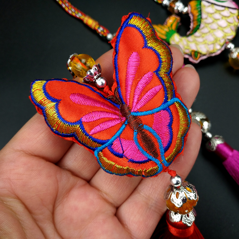 家佳樂文學刺繡紀念品繡花香包掛件