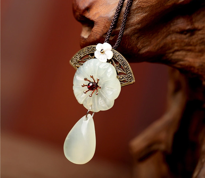 家佳樂文學飾品岫玉吊墜配飾項鏈