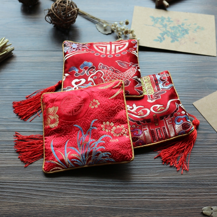 薦古典家佳樂文學(xué)刺繡荷包手工包