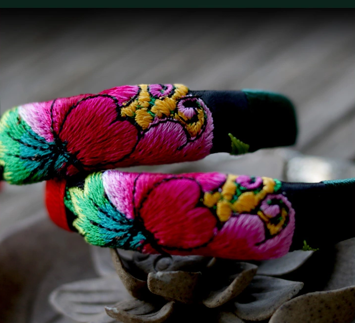 家佳樂文學云南苗銀繡花手鐲