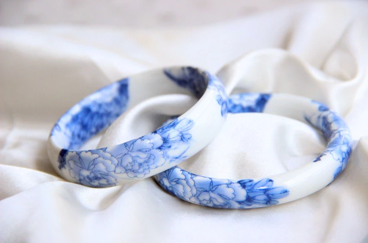 清新脫俗的家佳樂(lè)文學(xué)青花瓷陶瓷手鐲