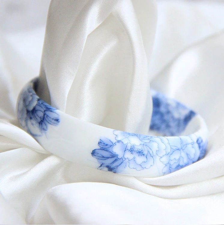 清新脫俗的家佳樂(lè)文學(xué)青花瓷陶瓷手鐲