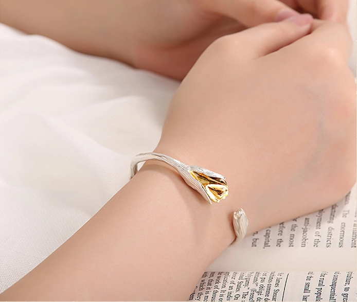 家佳樂(lè)文學(xué)復(fù)古風(fēng)白玉蘭花開口手鐲