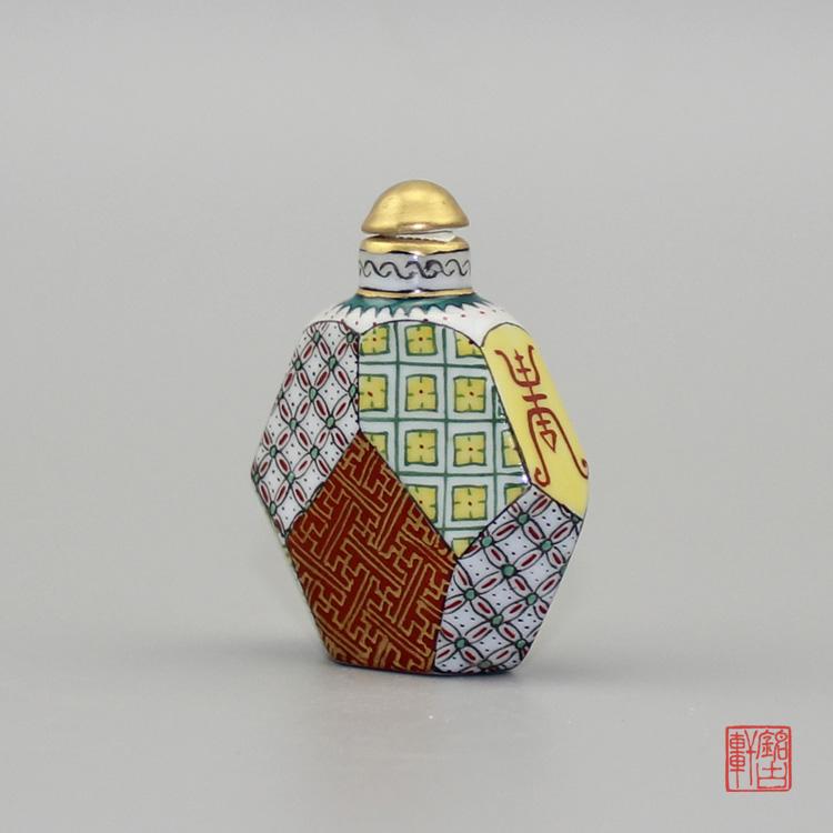 民族特色手繪粉彩描金幾何陶瓷鼻煙壺
