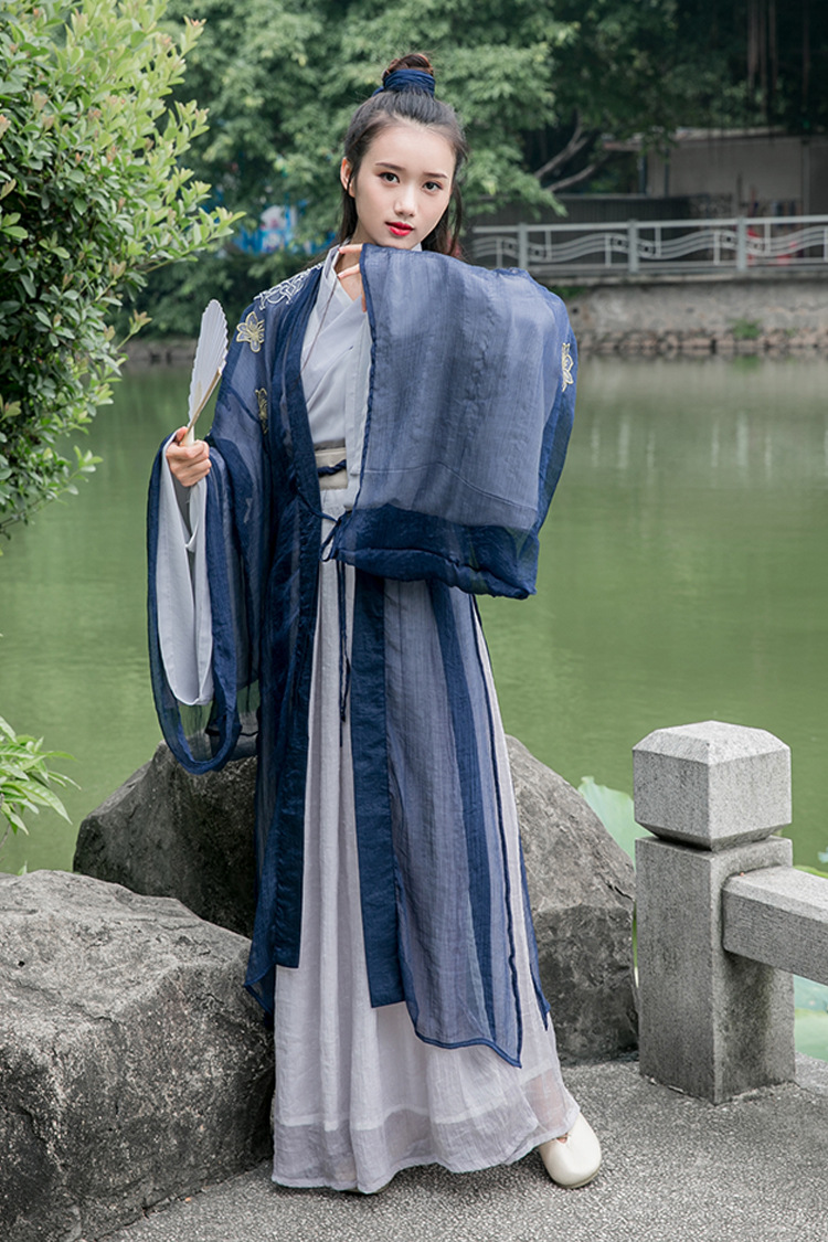 家佳樂(lè)文學(xué)大袖衫漢元素漢服古裝美女圖片