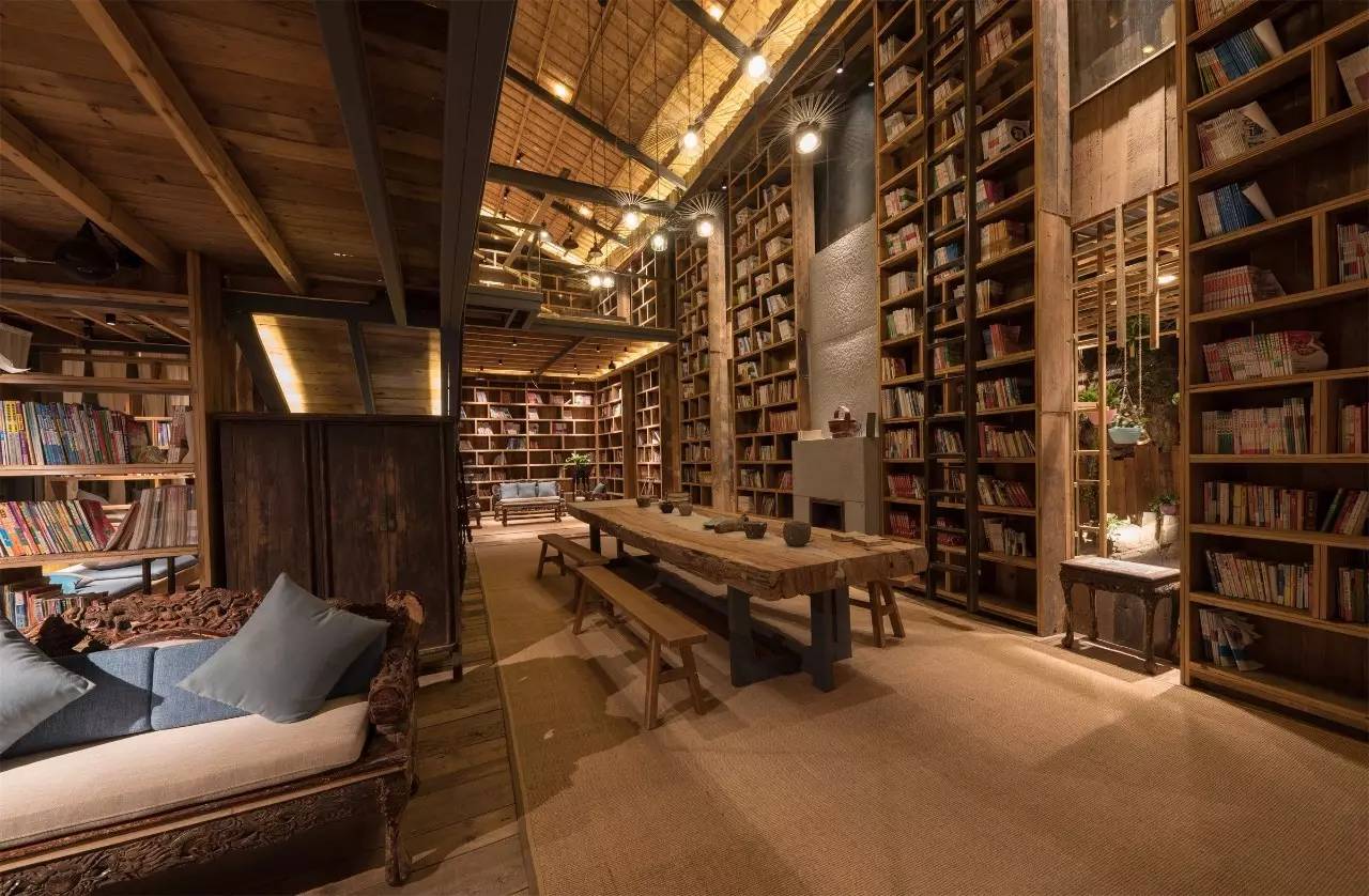 尋·尋客棧，一家超大藏書閣民宿設(shè)計