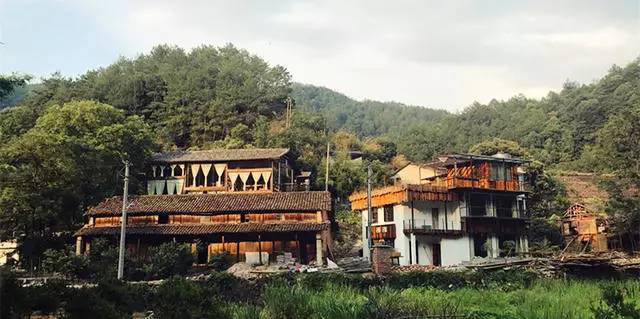 尋·尋客棧，一家超大藏書閣民宿設(shè)計