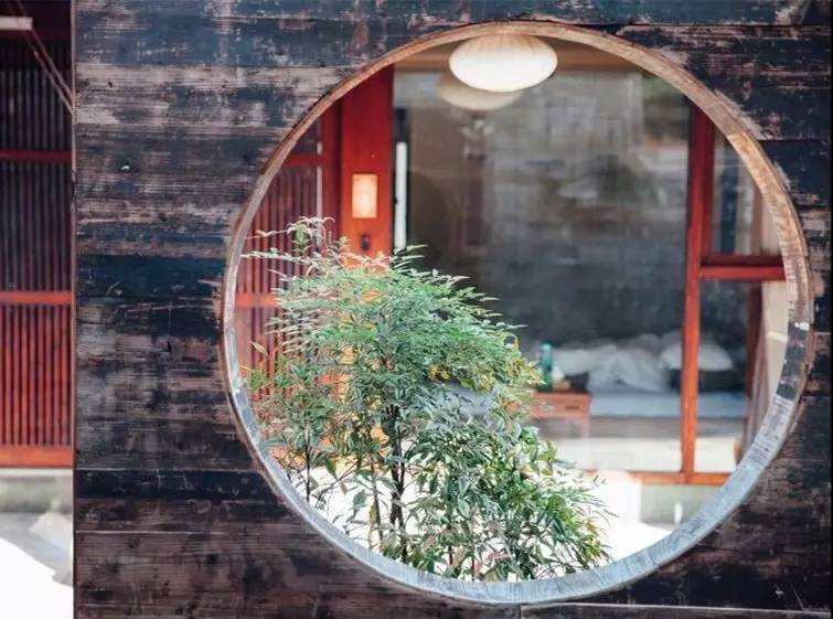 慈舍，悲喜隱去慈從舍生