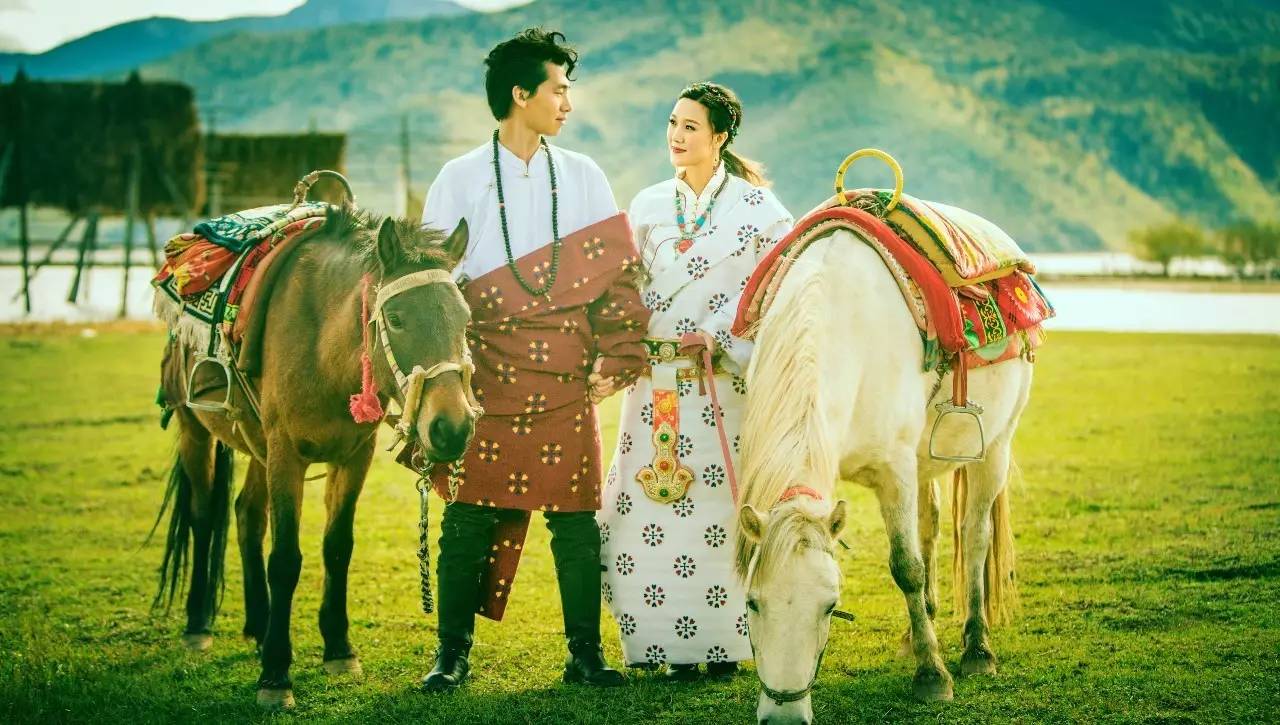 藝棧藏式客棧，我在等風(fēng)也在等你