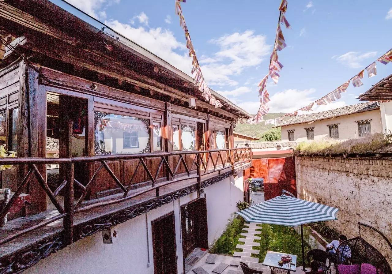 藝棧藏式客棧，我在等風(fēng)也在等你