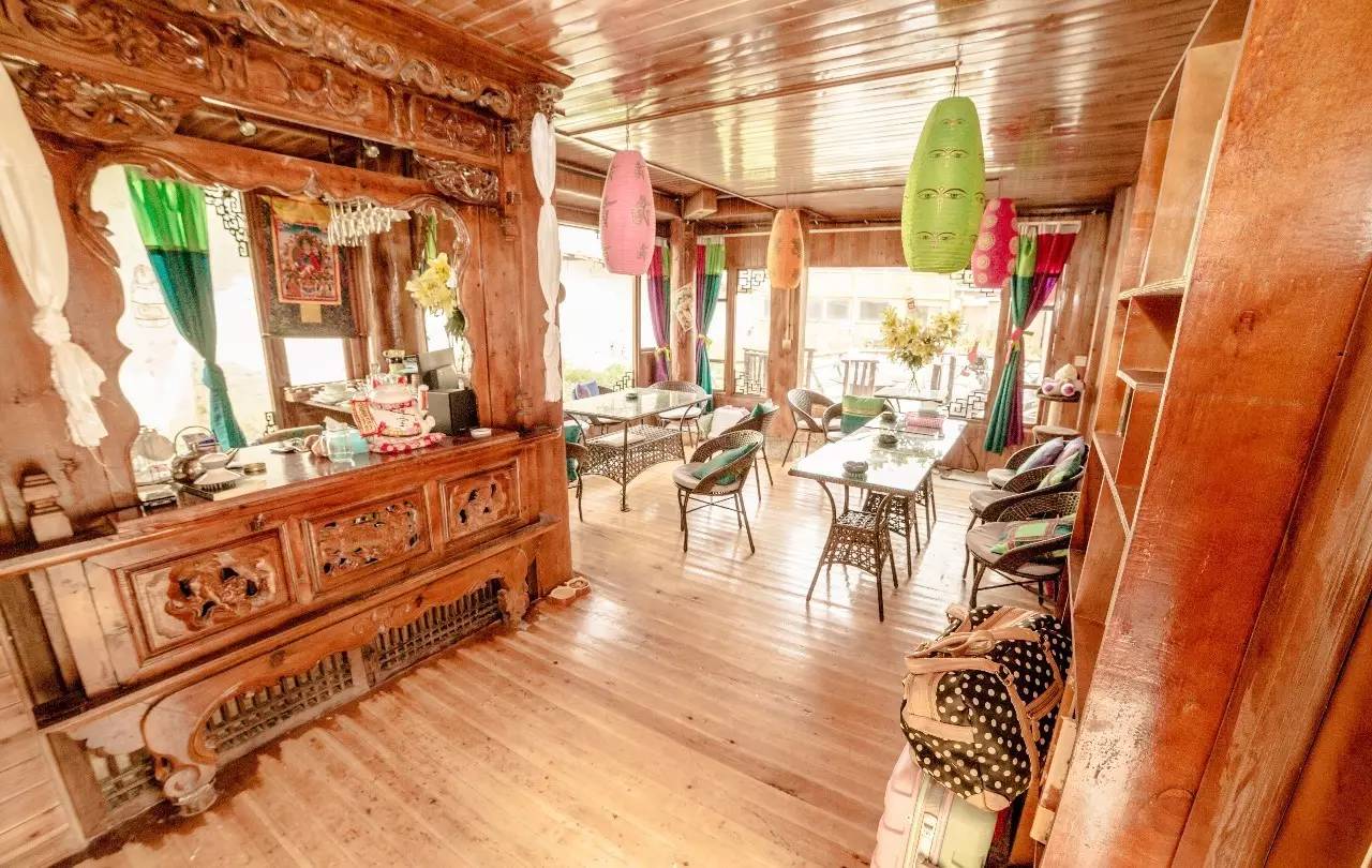 藝棧藏式客棧，我在等風(fēng)也在等你