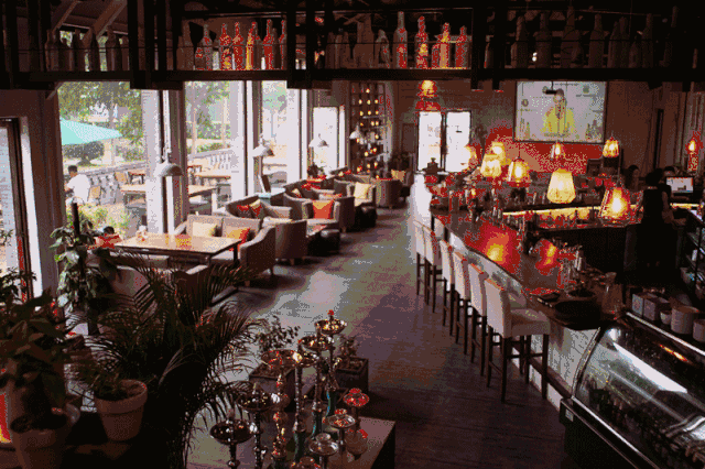 青桐·青竹茶舍，茶香縹緲靜賞西湖