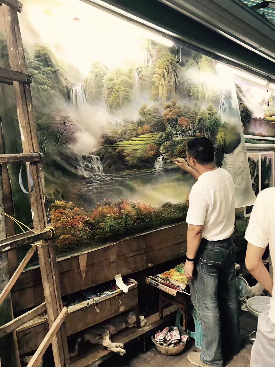 深圳大芬油畫村，詩與遠(yuǎn)方的低角度存在