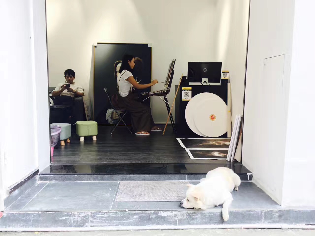 深圳大芬油畫村，詩與遠(yuǎn)方的低角度存在