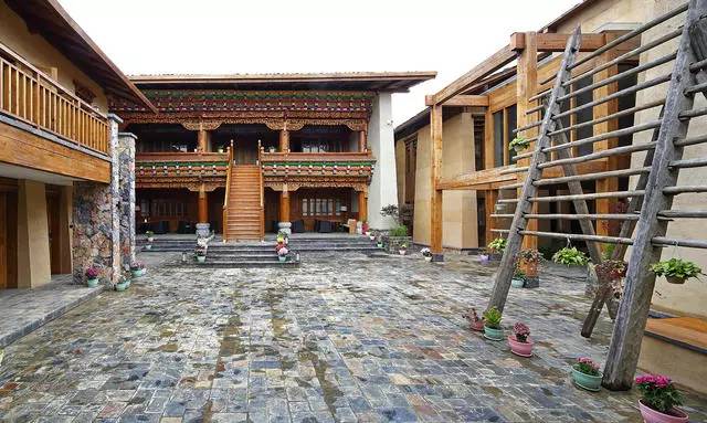 香格里拉非梵之宿，帶著你走茶馬古道