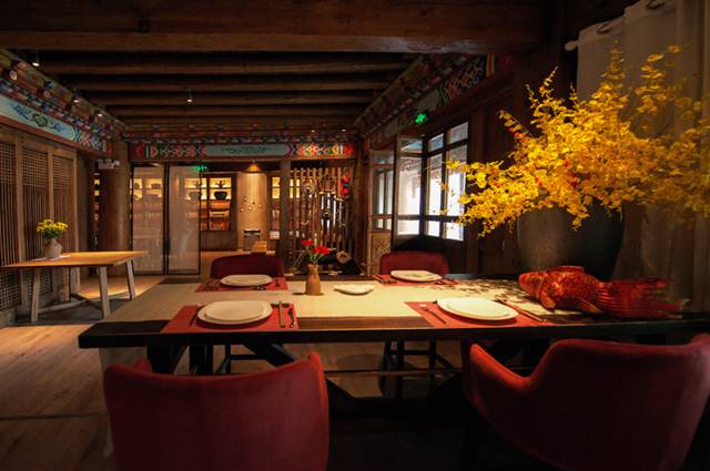 香格里拉非梵之宿，帶著你走茶馬古道