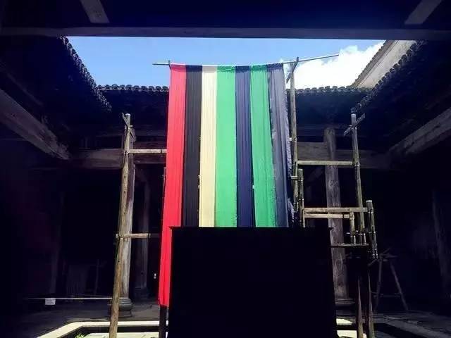 南屏喜舍民宿，從南方飛入徽州白墻灰瓦的歸燕