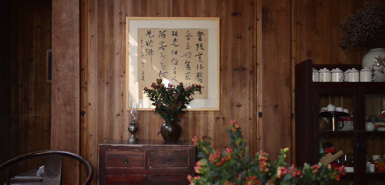 南屏喜舍民宿，從南方飛入徽州白墻灰瓦的歸燕