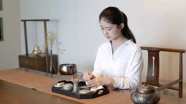 中式熏香，傳播中式香道