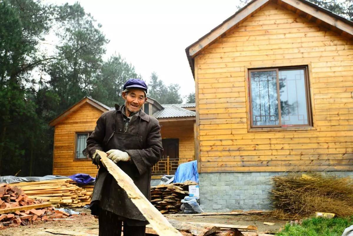 大來山樹屋民宿，喚醒古老村莊留住青山綠水
