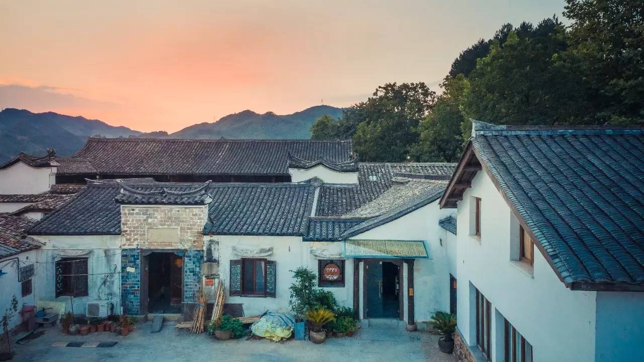 卓廬若家民宿，體味百年老宅的韻味