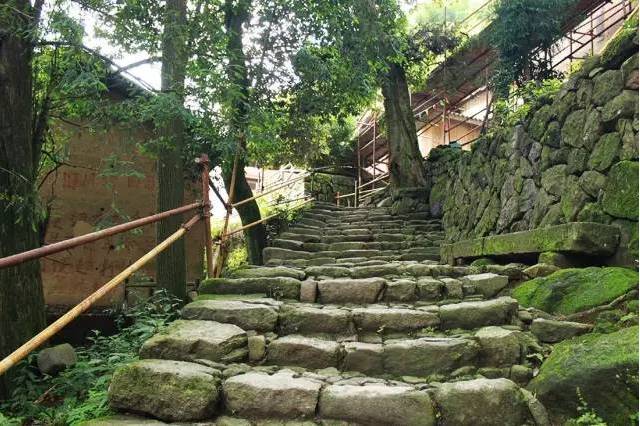 不舍·野馬嶺中國村民宿，樂在其中不忘初心