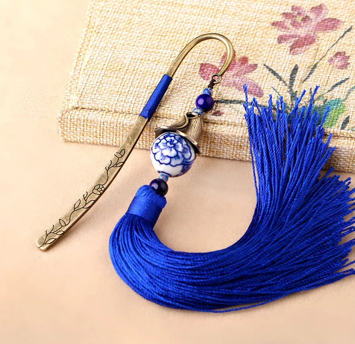 家佳樂文學(xué)手繪青花瓷古風(fēng)藍(lán)色流蘇書簽