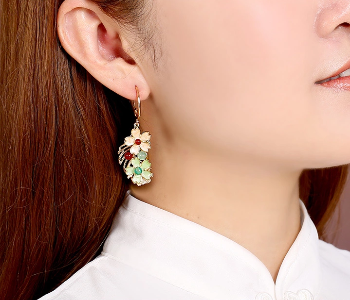 手工淑女氣質(zhì)復(fù)古景泰藍花朵吊墜耳環(huán)
