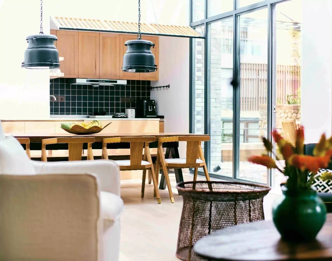 大理浥塵客舍，在山水間觀洱海日出望蒼山之巔