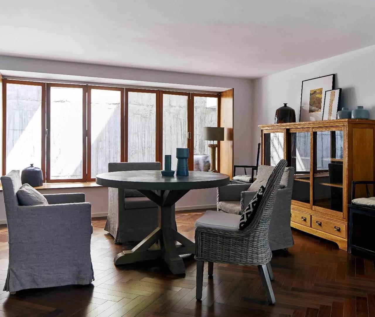 大理浥塵客舍，在山水間觀洱海日出望蒼山之巔