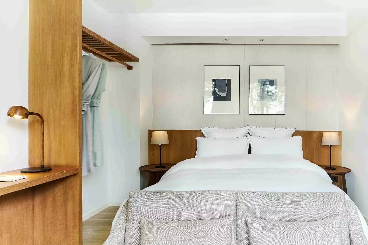 大理浥塵客舍，在山水間觀洱海日出望蒼山之巔