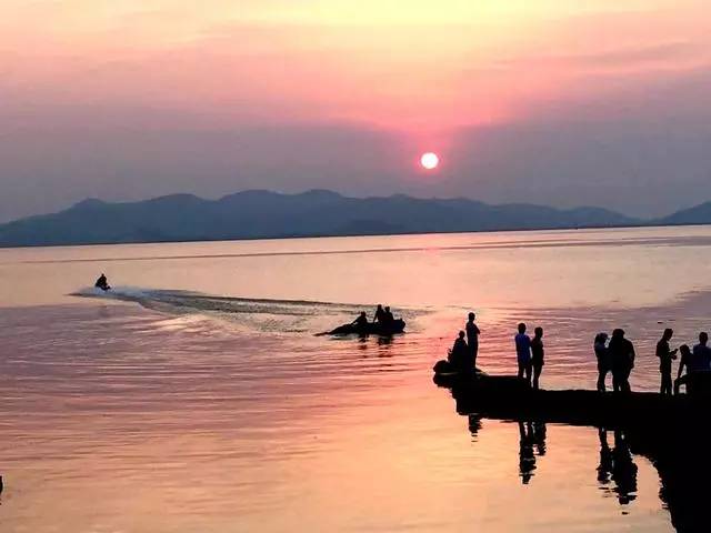 太湖邊壹灣別院民宿，邀你穿越回民國