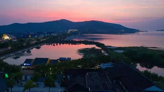 太湖邊壹灣別院民宿，邀你穿越回民國