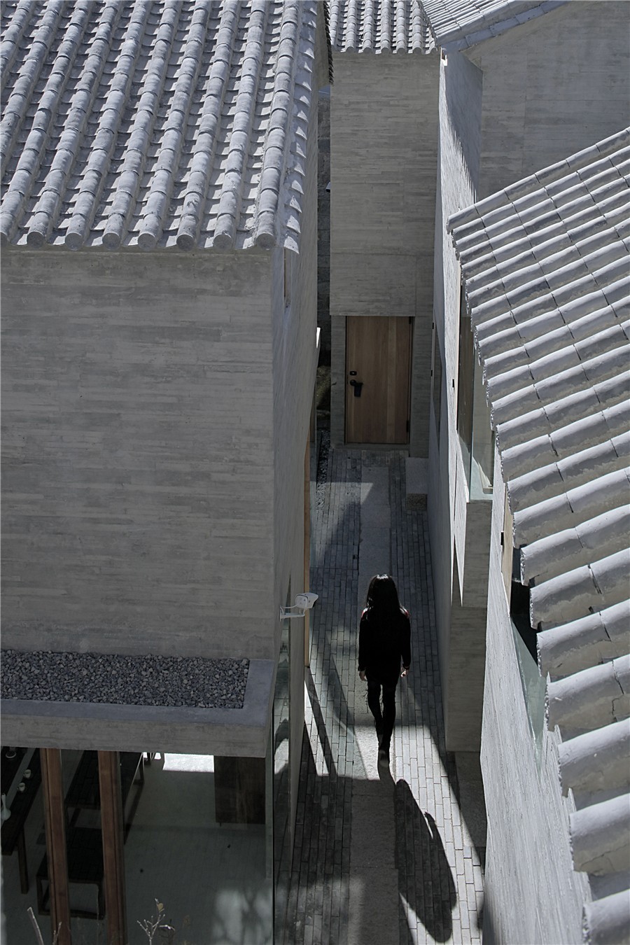 大理既下山，天光云影共徘徊