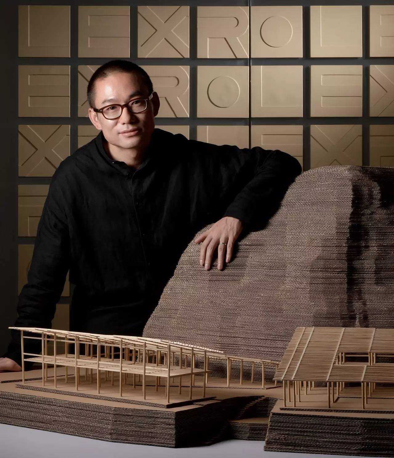 大理既下山，天光云影共徘徊